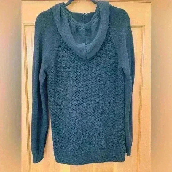 Prana Living Women’s Sugar Beach Sweater. Black size medium. - Picture 4 of 9